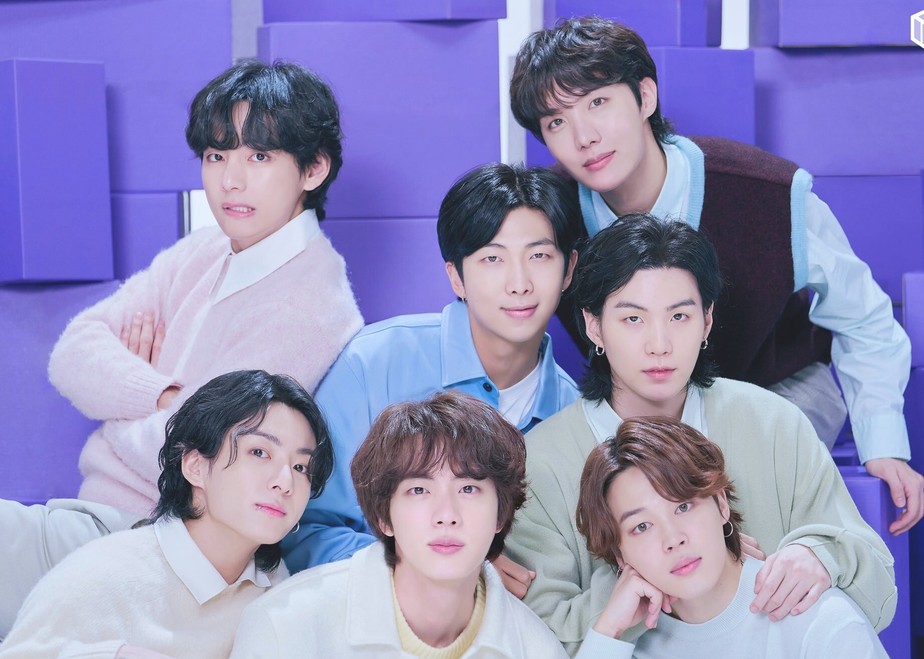 BTS anuncia retorno com álbum inédito em março de 2026 e turnê