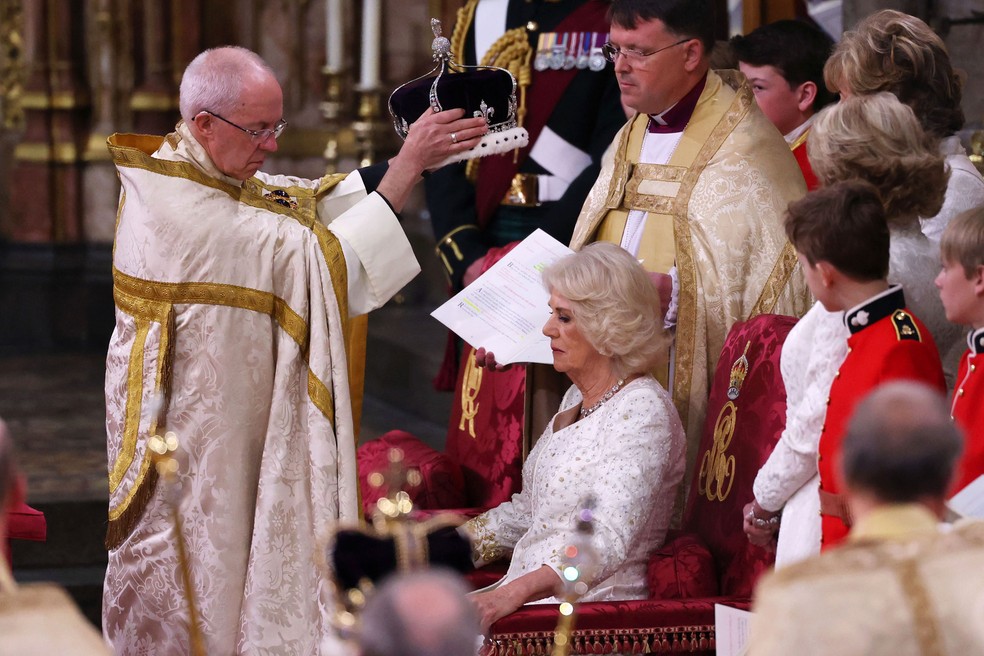 Rainha Camilla é coroada — Foto: Getty Images