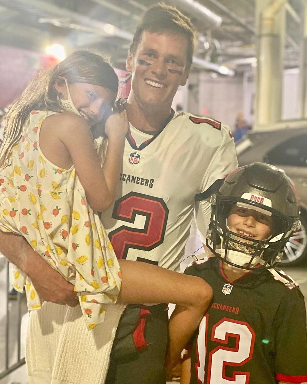 Tom Brady com Vivian e Benjamin — Foto: Reprodução Instagram