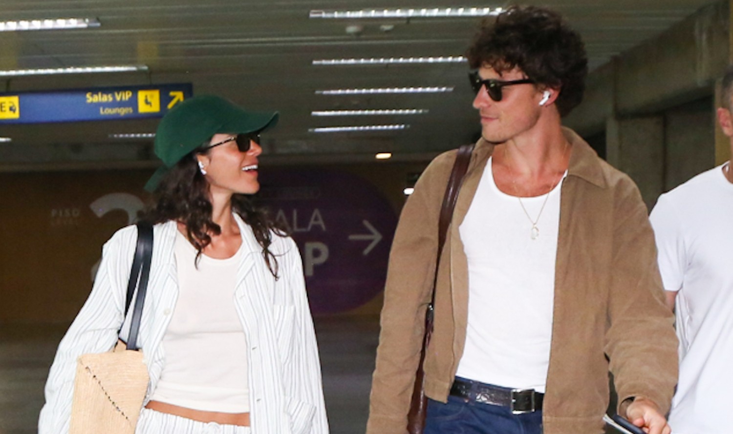 Shawn Mendes e Bruna Marquezine — Foto: Dilson Silva/AgNews