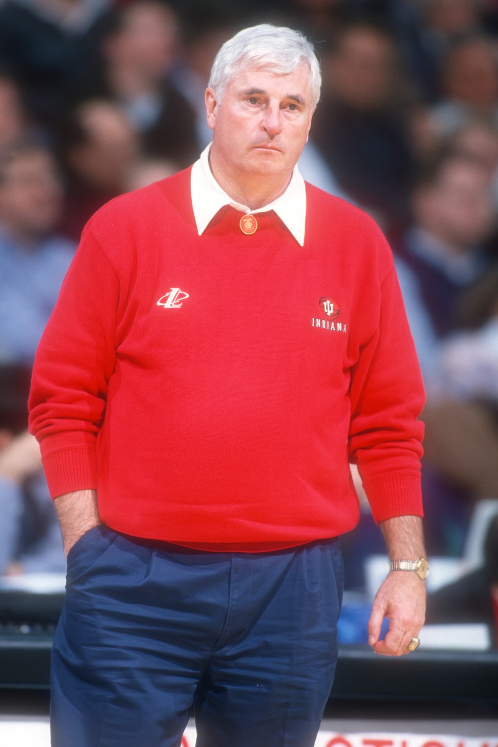 Morre o técnico de basquete Bob Knight, 'O General', após breve doença