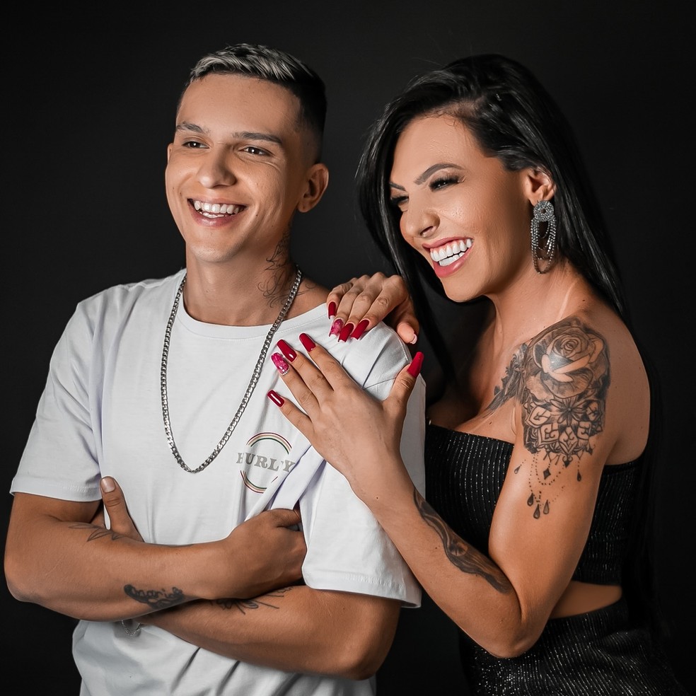 Gabrielly Miguel e o novo namorado, Vinicius Augusto — Foto: Reprodução/Instagram