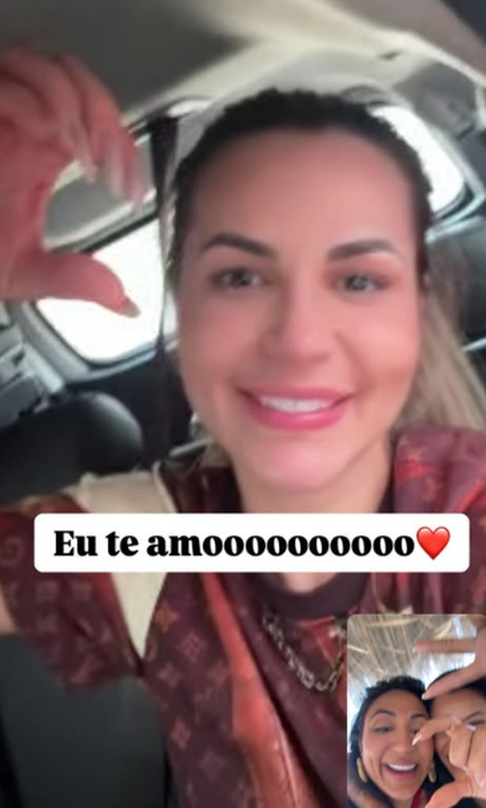 Dayanne Bezerra mostra primeiro contato com a mãe e a irmã — Foto: Reprodução/Instagram
