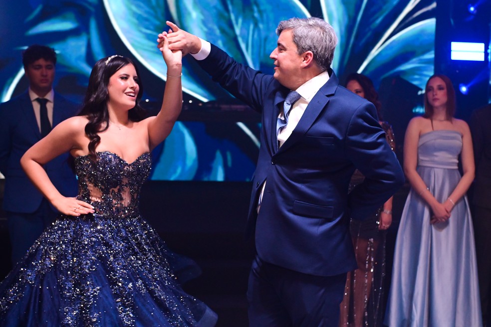 Maria Clara, dupla de JP, faz festão de 15 anos em SP — Foto: Leo Franco/Agnews