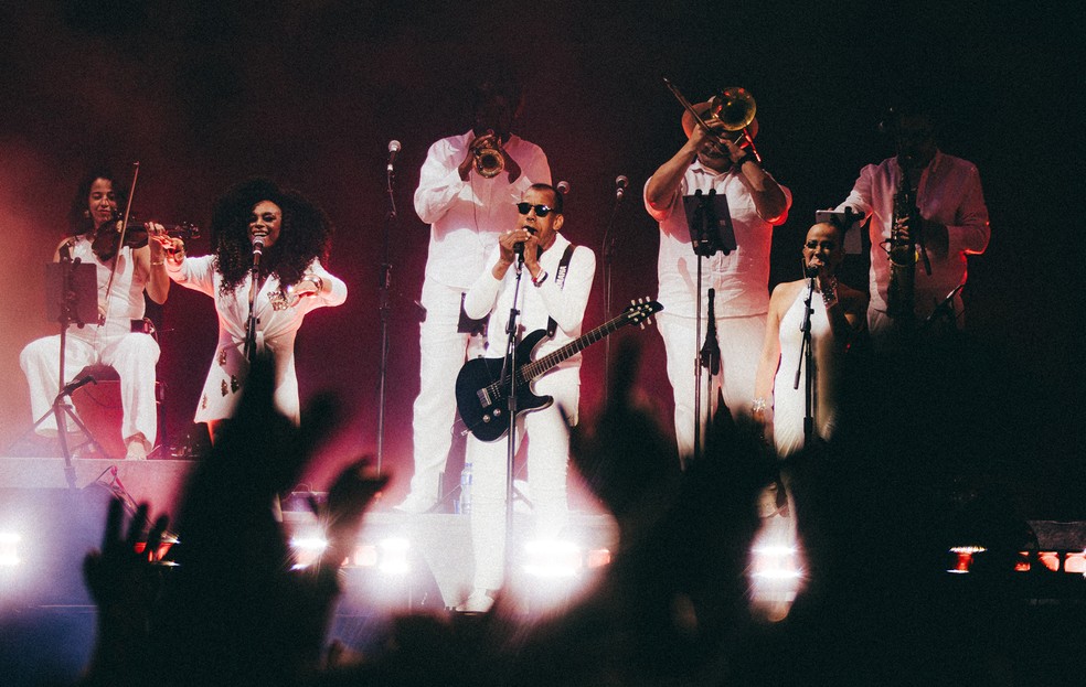 Jorge Ben Jor faz show em São Paulo — Foto: Divulgação/@30ebr / @morivafilmes / Vans Bumbeers
