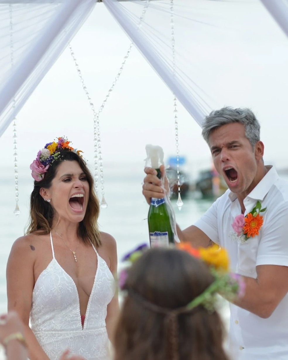 Otaviano Costa relembra renovação de votos com Flávia Alessandra às vésperas de 20 anos de casamento — Foto: Reprodução/Instagram
