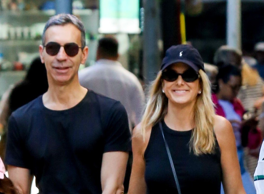 Ticiane Pinheiro e César Tralli usam looks combinando e passeiam com a ...