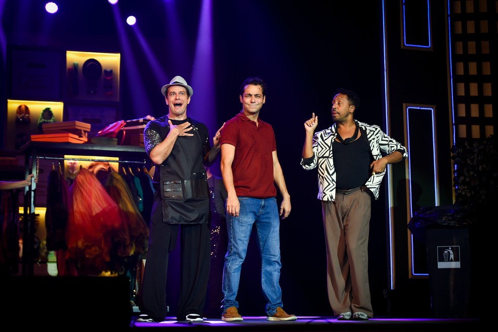 Cena do musical 'Uma Babá Quase Perfeita' — Foto: Andy Santana / Brazil News