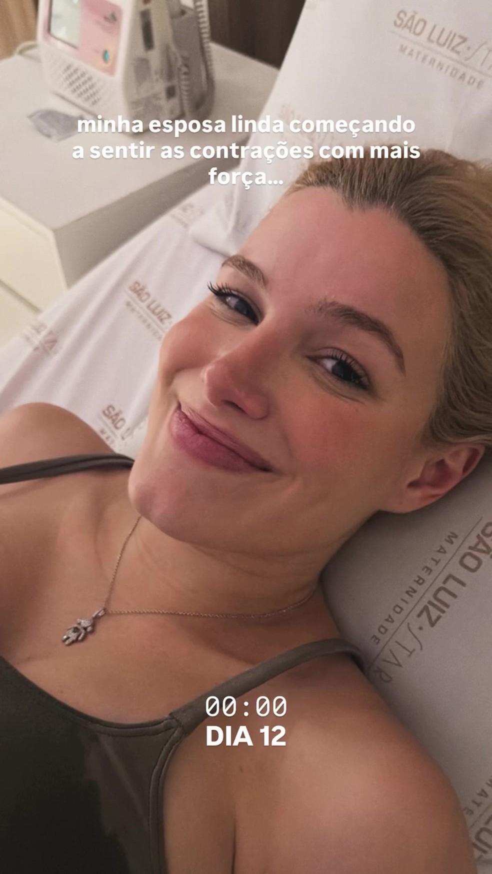 Luigi Cesar posta diário de parto de Luiza, sua filha com Júlia Vieira — Foto: Reprodução/Instagram