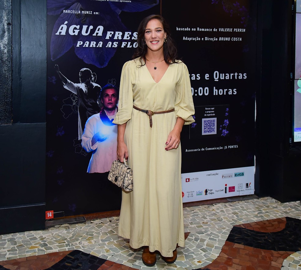 Alceu Valença, Bárbara Borges, Carla Marins e mais famosos vão à peça no Rio