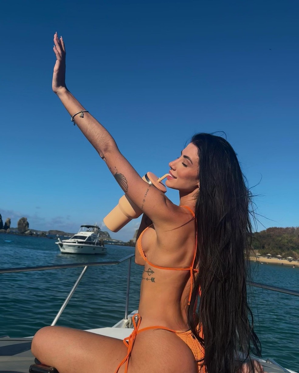 Maria Lina abre lbum de aniversrio em Noronha  Foto: Reproduo/Instagram
