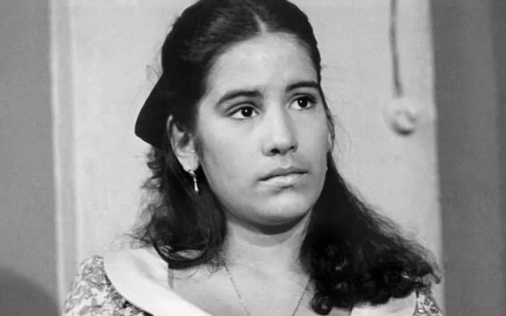 Gloria Pires, como Zuca, a personagem de Cabocla (Globo, 1979) — Foto: TV Globo