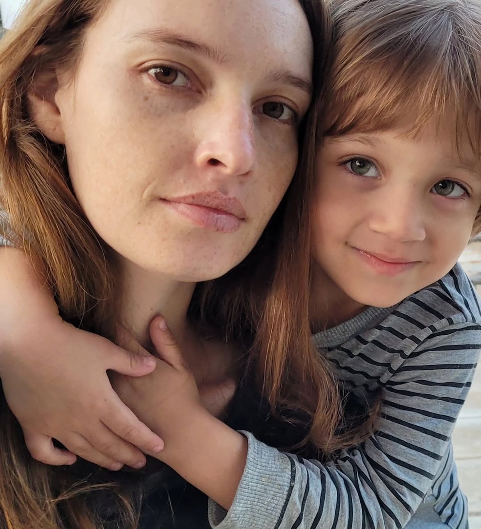 Giane Alves e o filho mais velho, Gael — Foto: Reprodução/Instagram