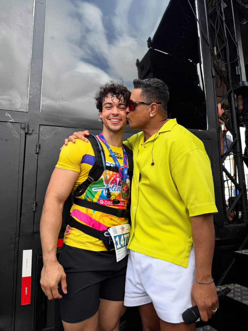 Victor Alexandre e o pai, Xanddy — Foto: Reprodução/Instagram