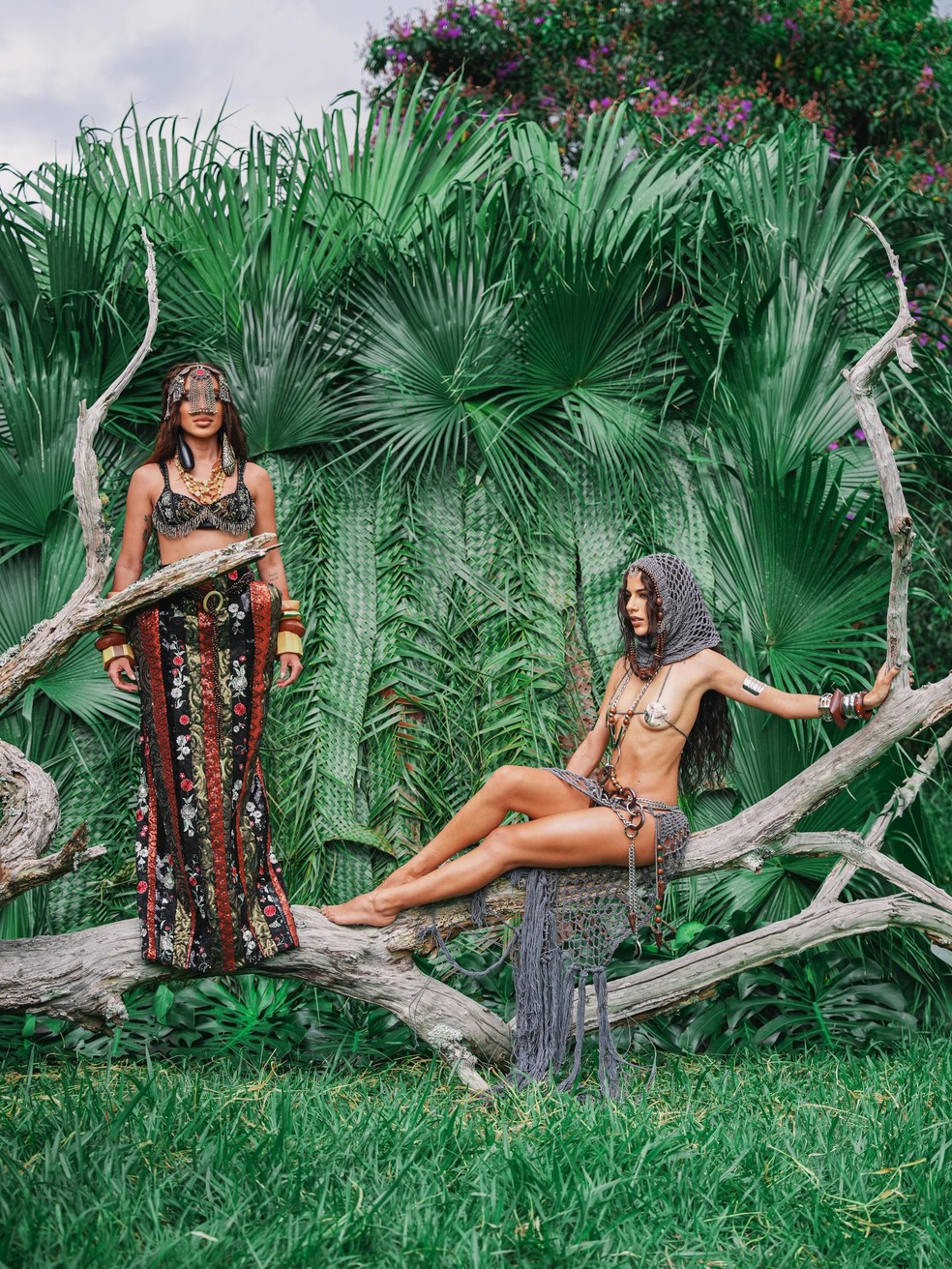 Anitta e Marina Sena após lançamento de single — Foto: Reprodução/Instagram