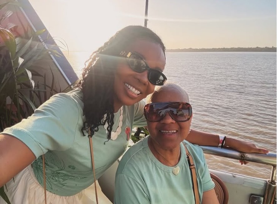 Thelma e a mãe, dona Yara, em Belém do Pará