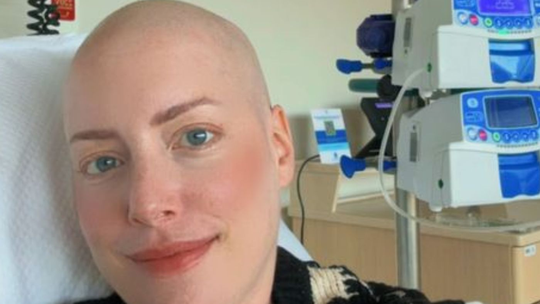 Fabiana Justus diz que perdeu impressões digitais em tratamento contra câncer