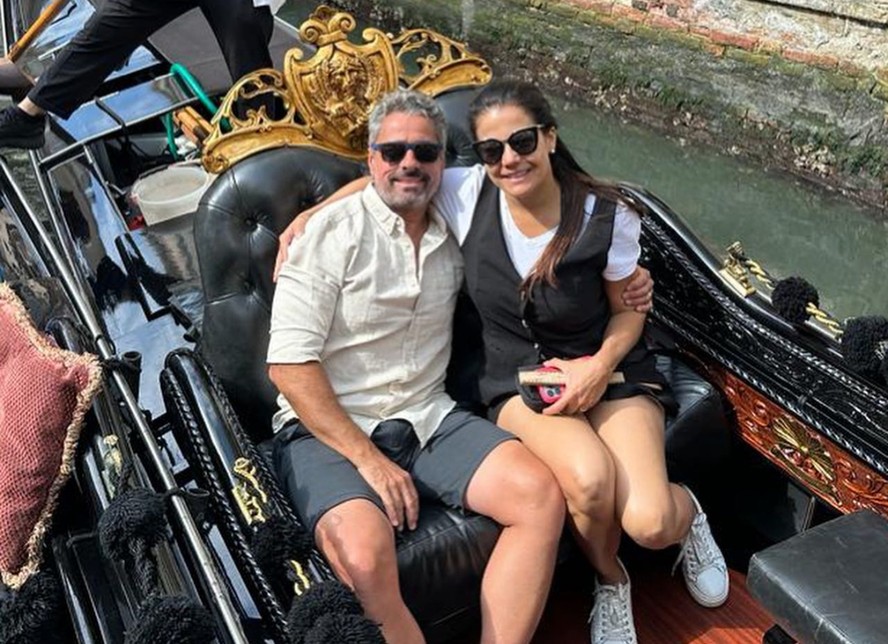 Nivea Stelmann abre album de fotos de viagem para Veneza