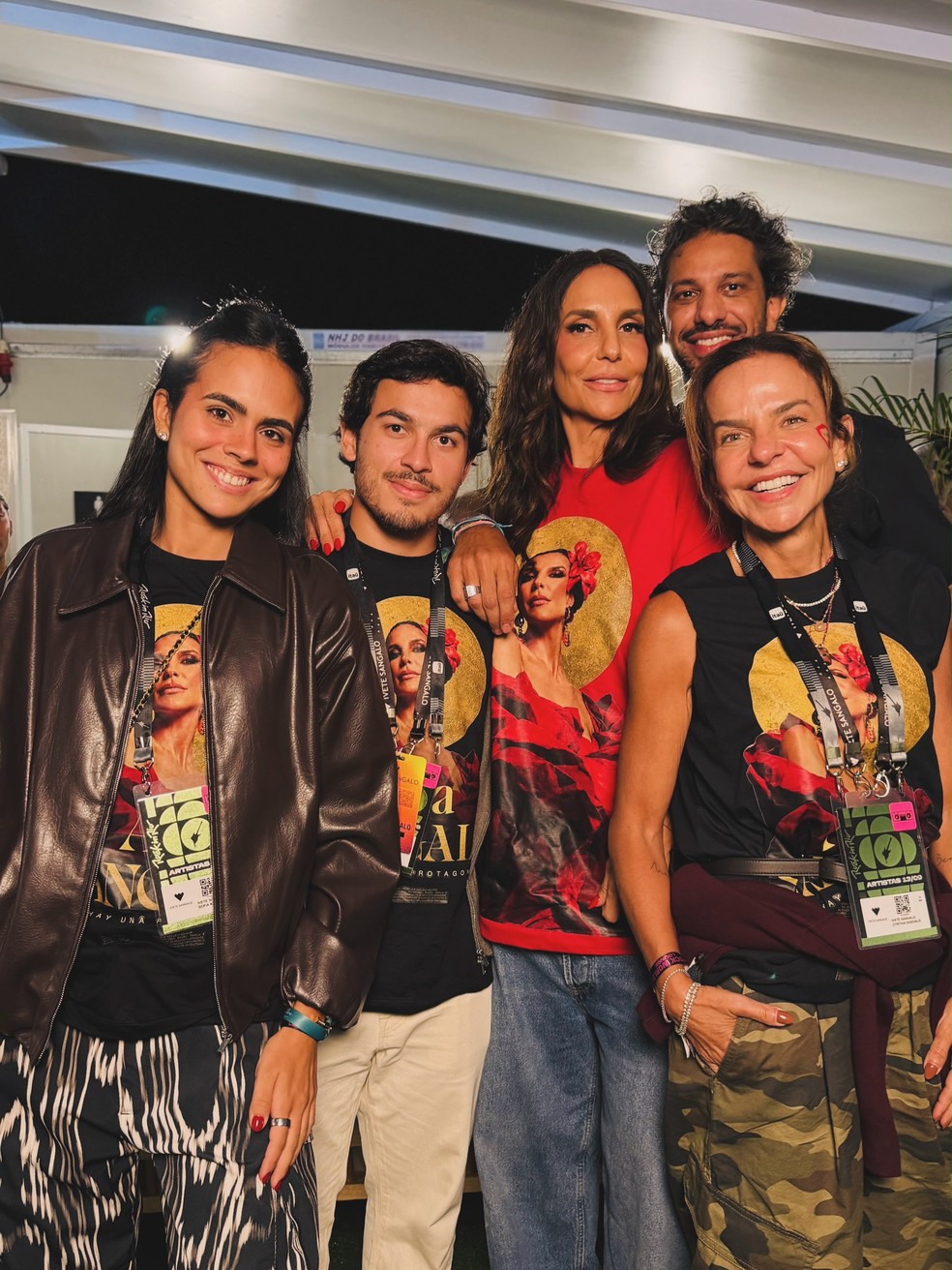 Sofia Chaves, Bento Sangalo, Ivete Sangalo, Tiago Maia e Cynthia Sangalo no Rock in Rio — Foto: Reprodução/Instagram