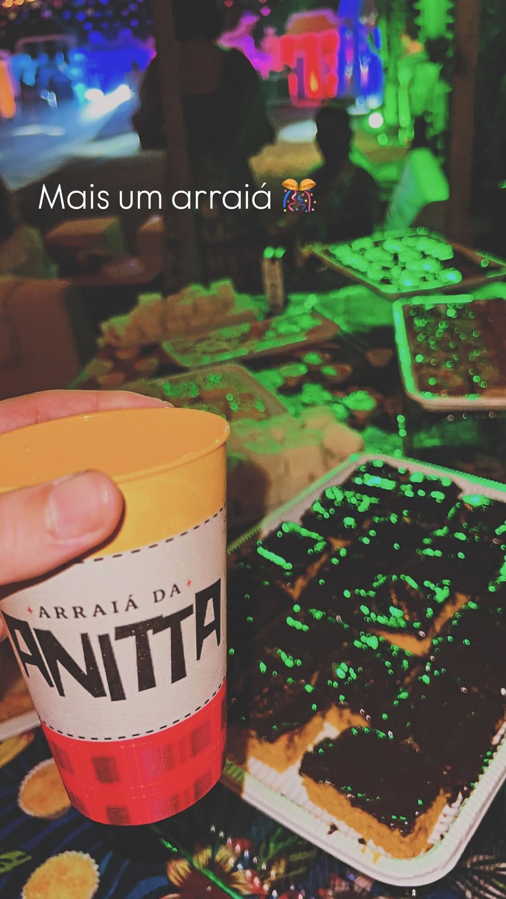 'Arraiá da Anitta' conta com comidas típicas — Foto: Reprodução/Instagram