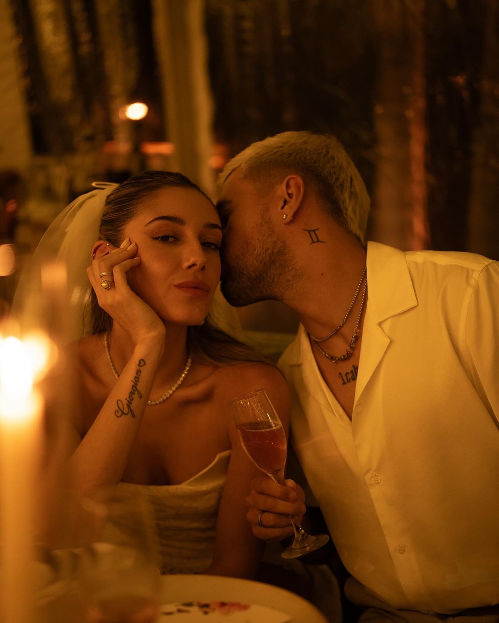 Arrascaeta e Camila Bastiani se casam no civil — Foto: Vanessa Silva/GQ Weddings