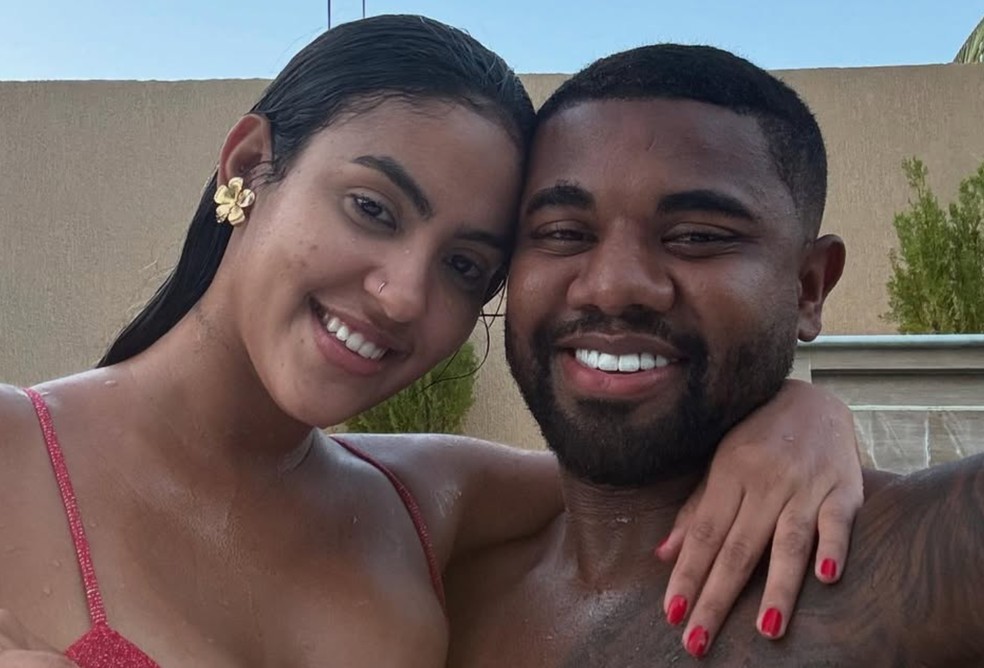 Davi Brito e namorada — Foto: Reprodução/Instagram