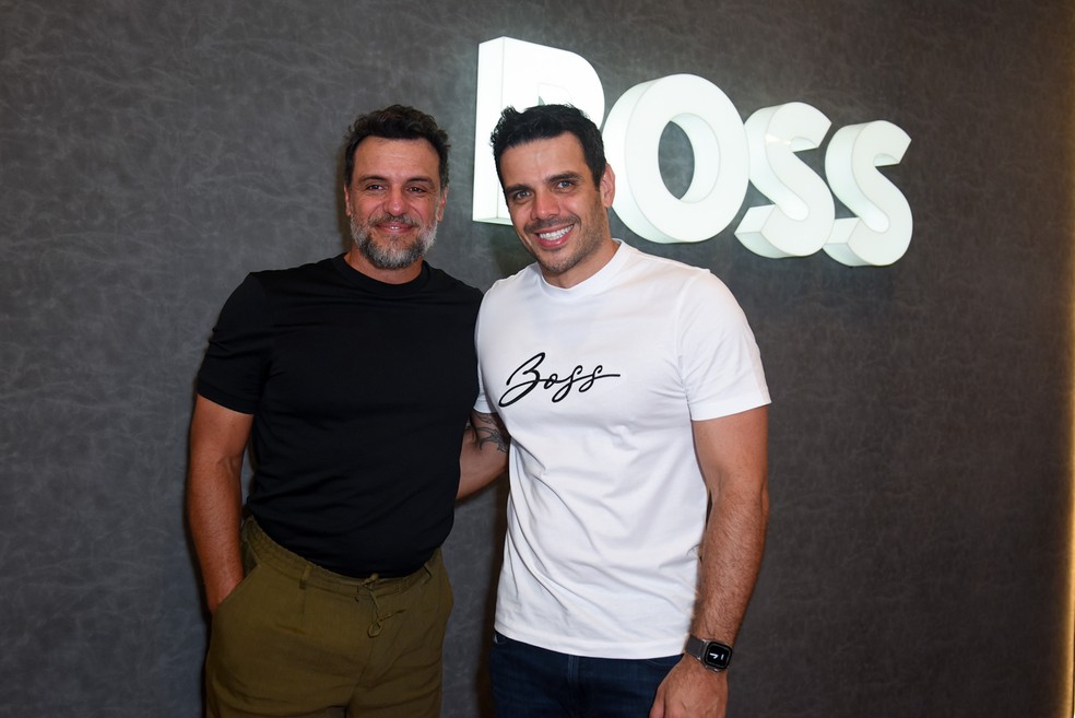 Rodrigo Lombardi e Kaue Lombardi prestigiam dia de treino da F1 — Foto: Andy Santana / Brazil New