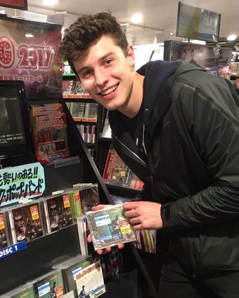 Shawn Mendes na era 'Illuminate' em 2016 — Foto: Reprodução/Instagram