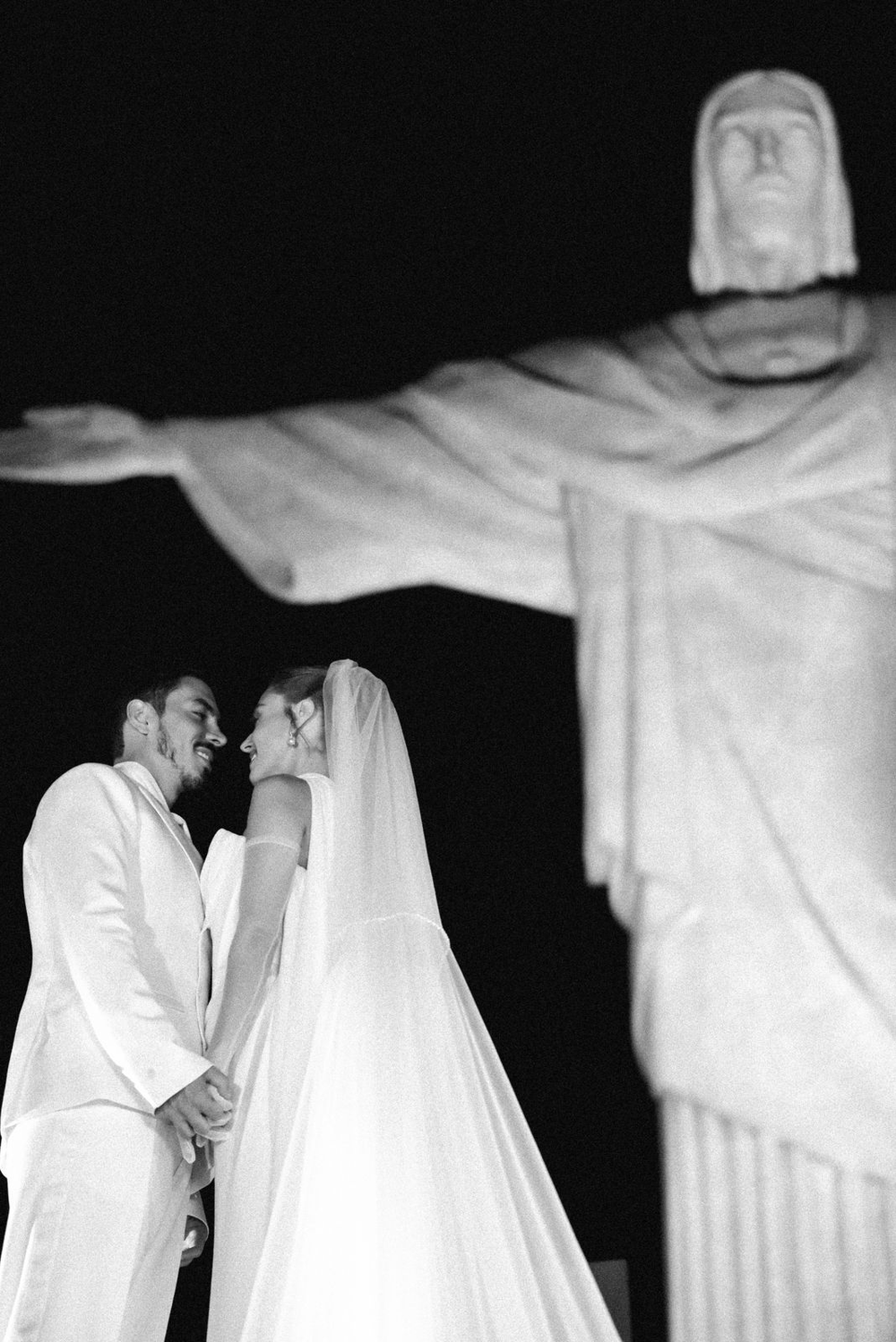 Giovanna Lancellotti e Gabriel David se casam no Rio; noiva veste ...