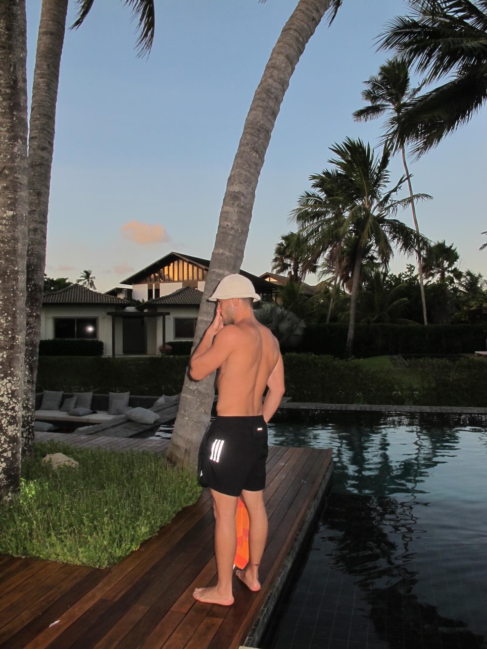 André Lamoglia abre álbum de seu Réveillon em Pernambuco — Foto: Reprodução/Instagram