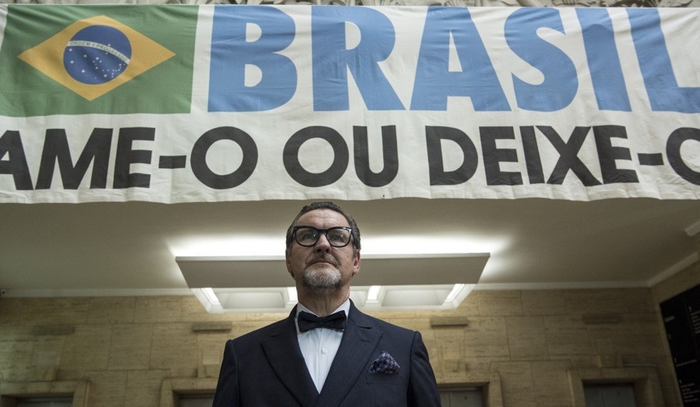 Antonio Calloni, como o vilão Arnaldo, na supersérie 'Os Dias Eram Assim' (Globo, 2017) — Foto: Estevam Avellar/TV Globo