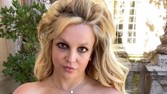 Livro de Britney Spears é adiado por causa de revelação de affair com astros de Hollywood