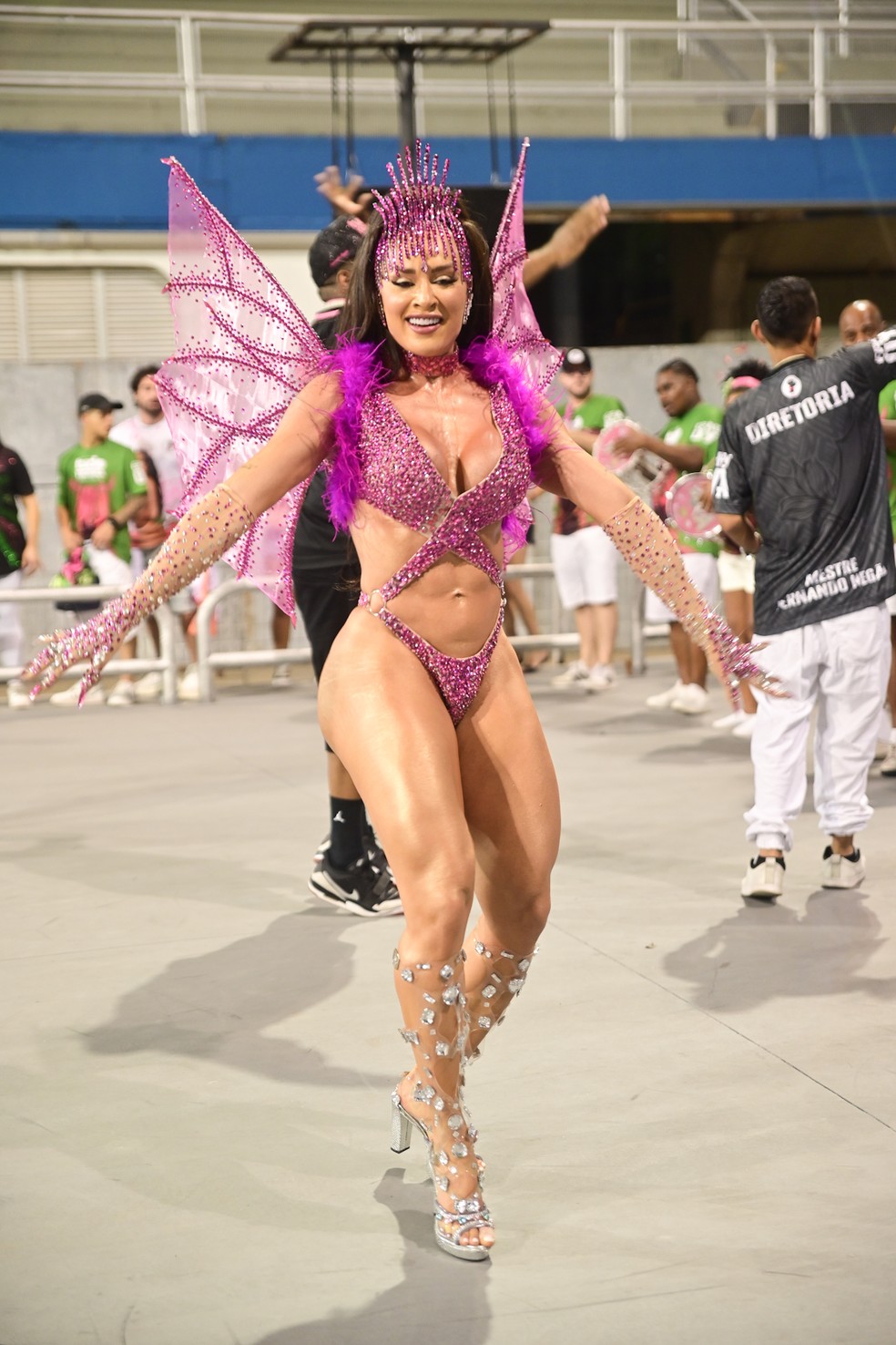 Juju Salimeni em ensaio técnico da Barroca Zona Sul — Foto: Léo Franco/AgNews