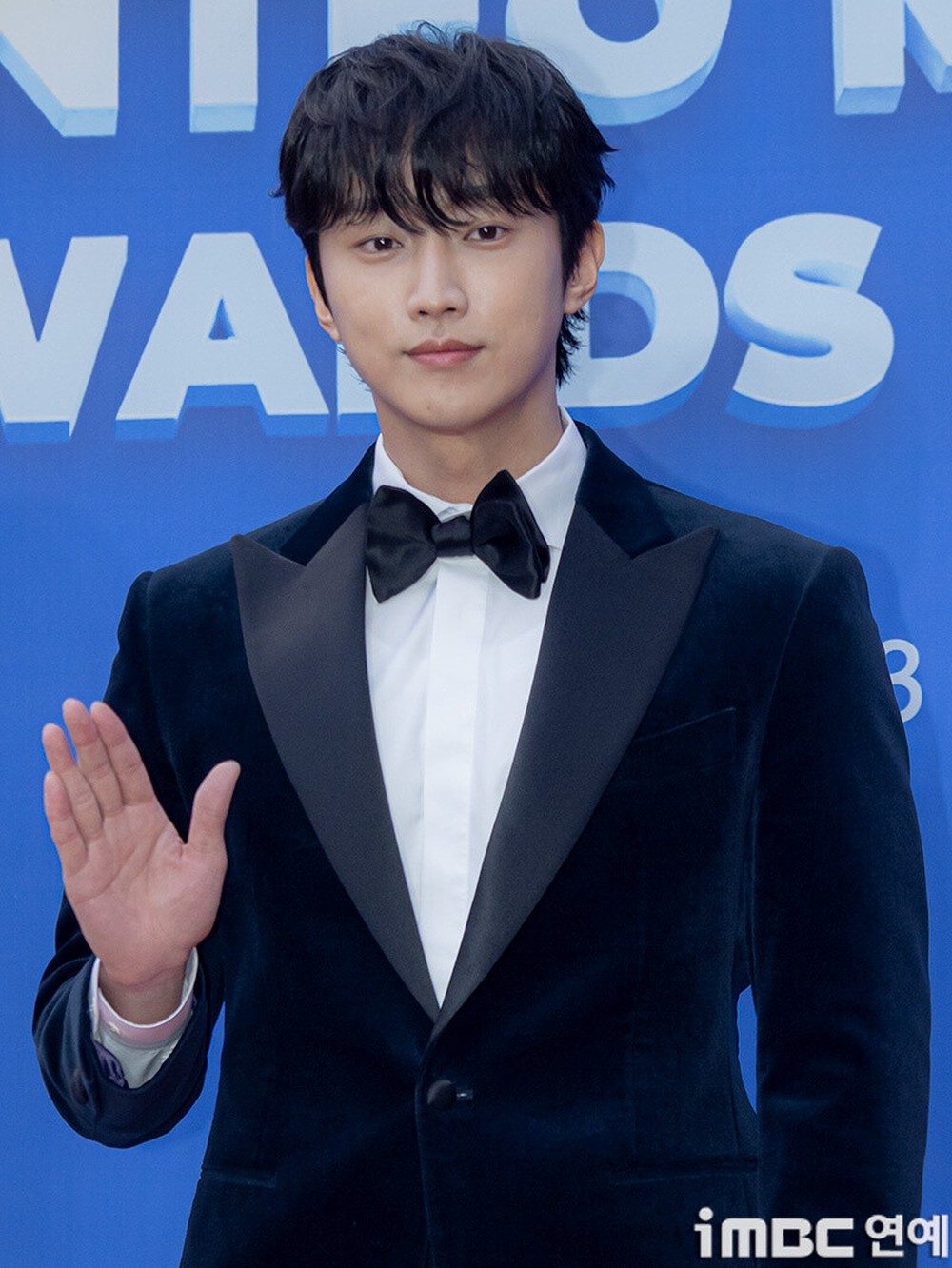 Ator de dorama Jinyoung faz sua 1ª visita ao Brasil e experimenta ...