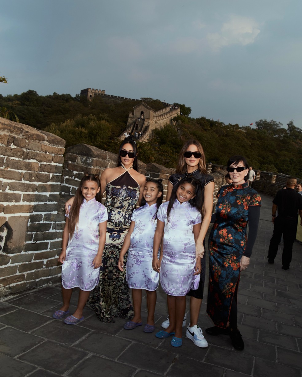 Kim Kardashian curte viagem na China — Foto: Reprodução/Instagram