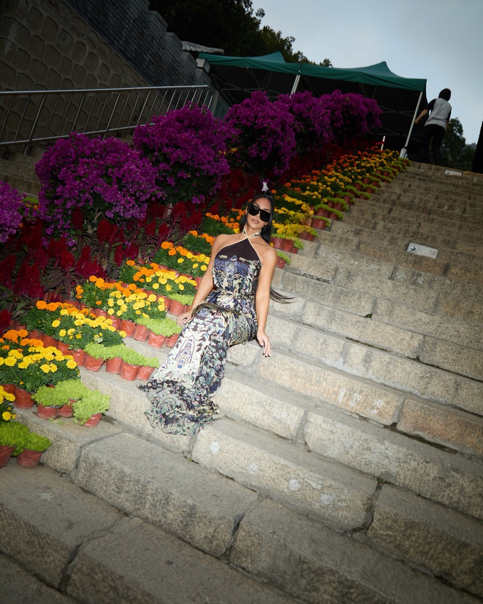 Kim Kardashian curte viagem na China — Foto: Reprodução/Instagram