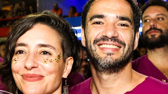 Caio Blat e Fabiana Comparato assumem namoro em rara aparição conjunta