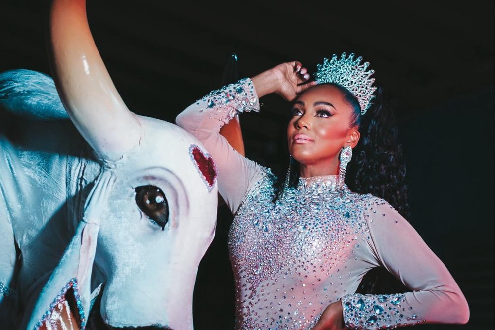 Rainha Theba Pitylla representa folclore em enredo sobre Fafá de Belém ...