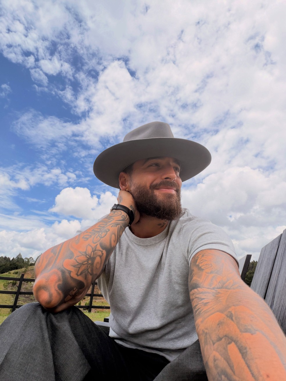 Maluma mostra rotina após nascimento do filho — Foto: Reprodução/Instagram