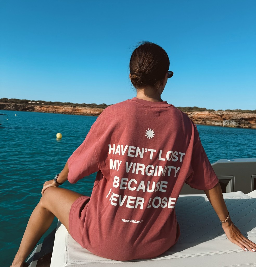 Natalia Beciu curte dia em Barcelona com amigos — Foto: Reprodução/Insatgram