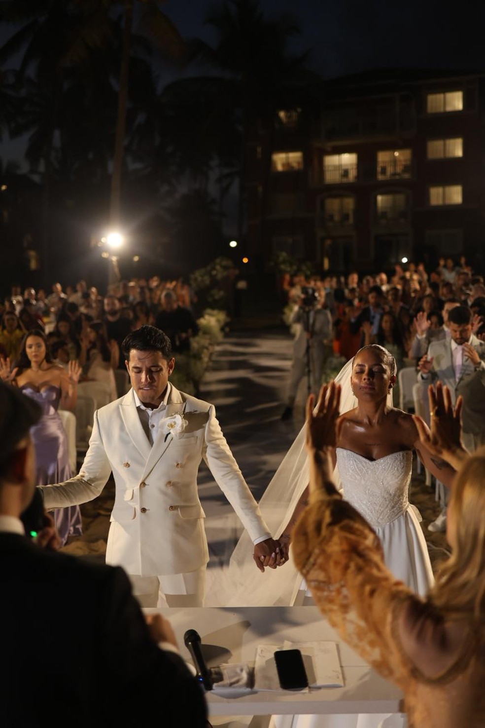 Sthe Matos abre álbum de fotos do casamento com Kevi Jonny — Foto: Divulgação