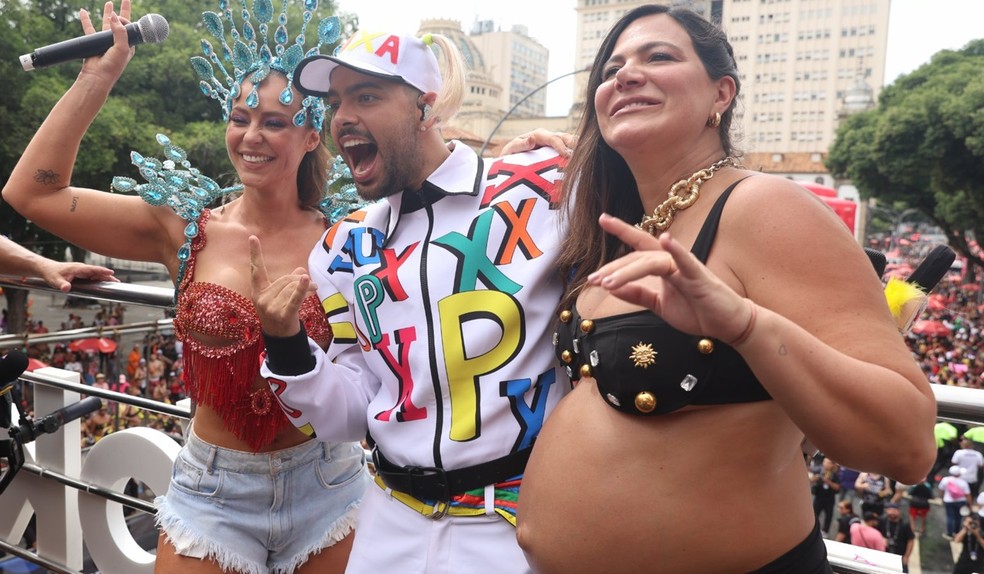 Paolla Oliveira, Pedro Sampaio e Carol Sampaio — Foto: Andy Santana/BrazilNews