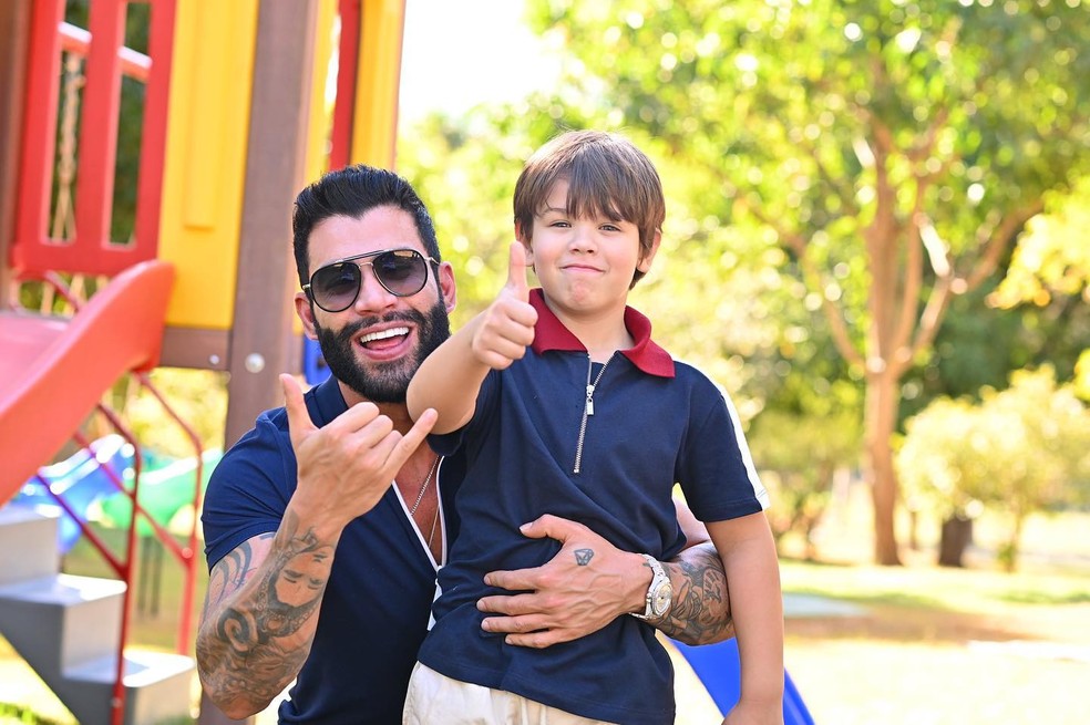 Andressa Suita e Gusttavo Lima comemoram os 6 anos do filho mais velho, Gabriel — Foto: Instagram