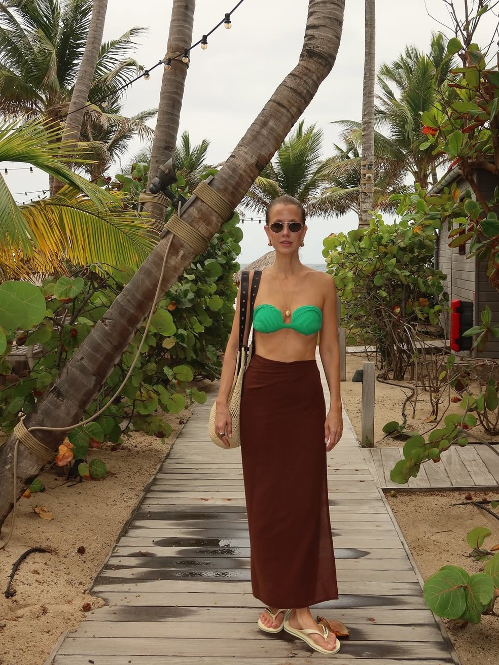 Gabriela Prioli mostra férias no Caribe com o marido, Thiago Mansur, e a filha, Ava — Foto: Reprodução/Instagram