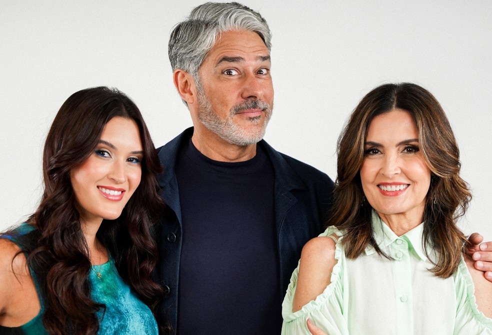 Bia Bonemer e Fátima Bernardes receberam William Bonner como convidado da estreia da segunda temporada de 'Cá entre Nós' — Foto: Vertical Conteúdo