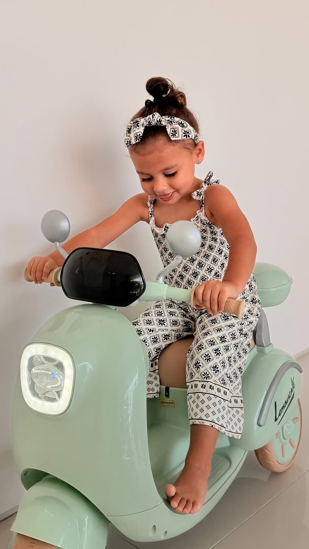 Helena, filha de Amanda Kimberlly e Neymar — Foto: Reprodução/Instagram