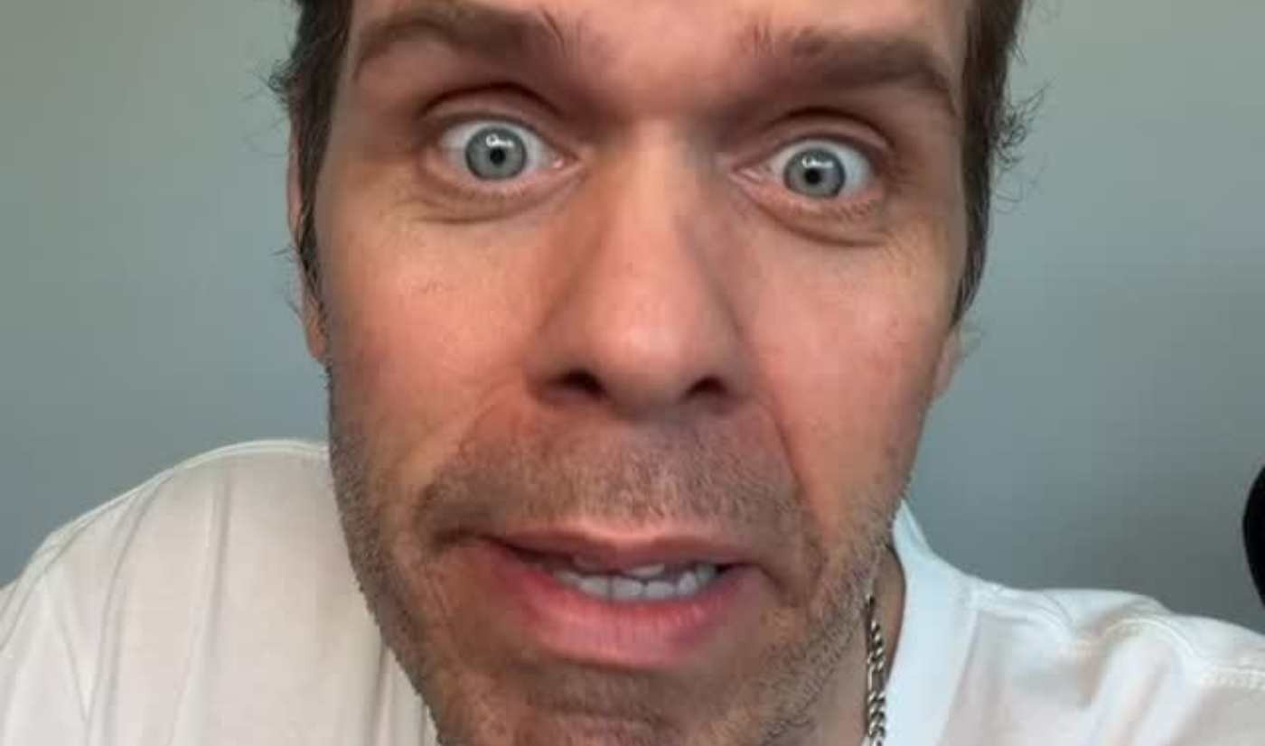 Perez Hilton transmite ao vivo vídeo de automutilação e fãs chamam polícia, que vai à casa do blogueiro em Miami - QTU Questões do Universo