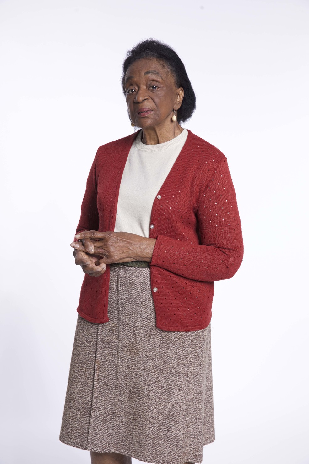 Léa Garcia, como Laura, na série Arcanjo Renegado (Globo, 2020) — Foto: Juliana Coutinho/TV Globo