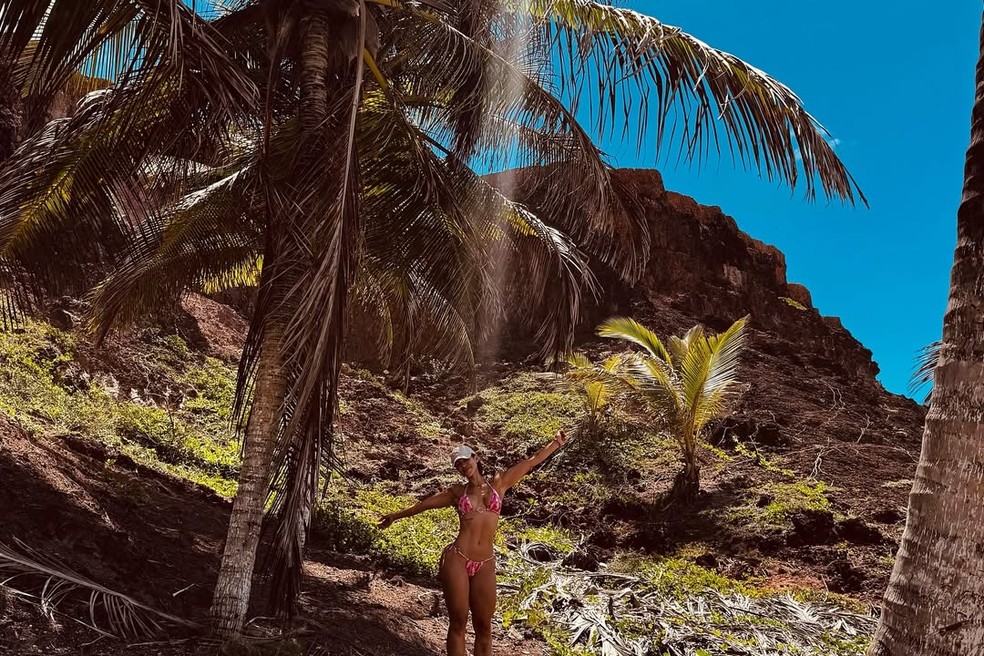 Larissa Toma?sia &mdash; Foto: Reprodu&ccedil;&atilde;o/Instagram