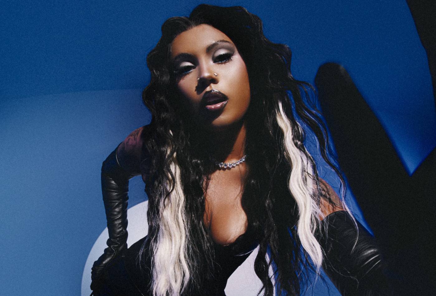 Rock in Rio 2026: ex-grafiteira, BUDAH destaca força feminina no rap e vê público mais exigente - QTU Questões do Universo